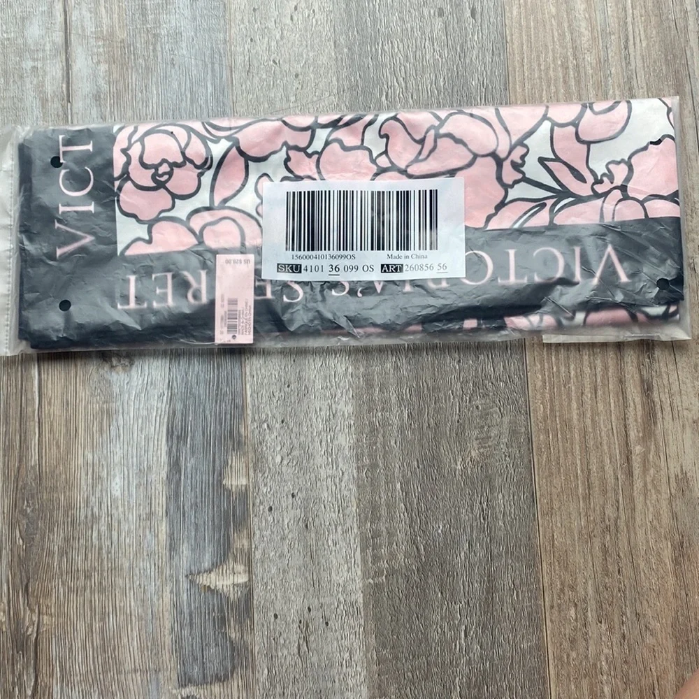 Victoria Secret Floral Bombshell Scarf